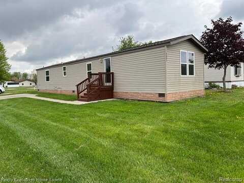4085 Mapleview Court E, Brown City, MI 48416