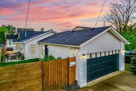 22432 MAPLE Street, Saint Clair Shores, MI 48081