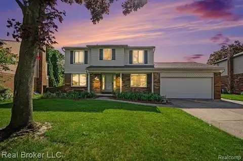 4425 CLARKE Drive, Troy, MI 48085