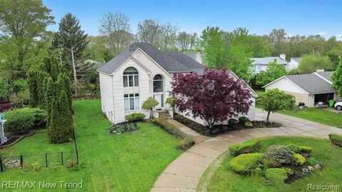 2337 HORSESHOE Drive, West Bloomfield, MI 48322