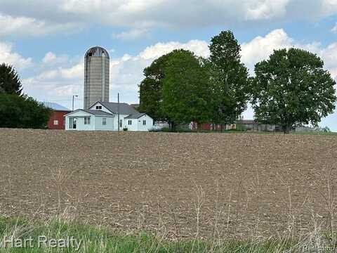 9548 SHARP Road, Clifford, MI 48727