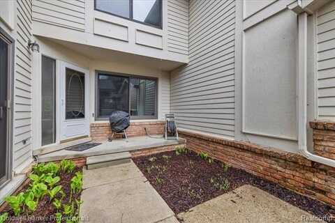7020 Bridge Way, West Bloomfield, MI 48322
