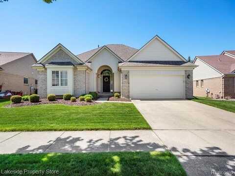 57295 WARWICK Drive, Washington, MI 48094