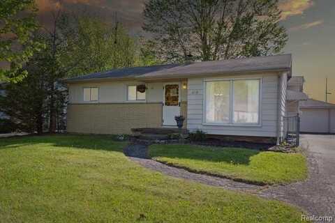 2115 DEERFIELD Drive, Flint, MI 48532