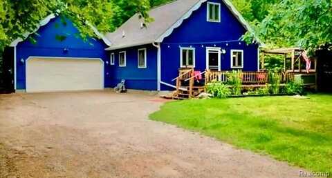 504 BEACON Lane, Roscommon, MI 48653