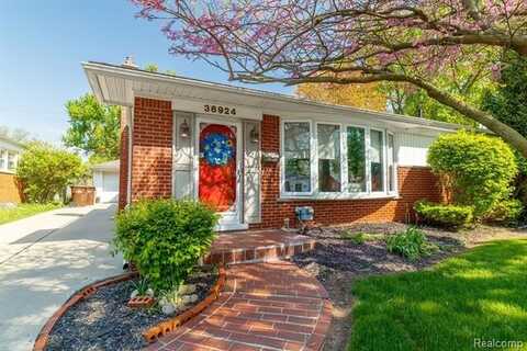 36924 THINBARK Street, Wayne, MI 48184