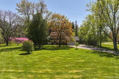 4111 Pratt Road, Metamora, MI 48455
