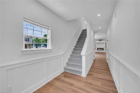 20 Kimberly Avenue, Hampton, VA 23663