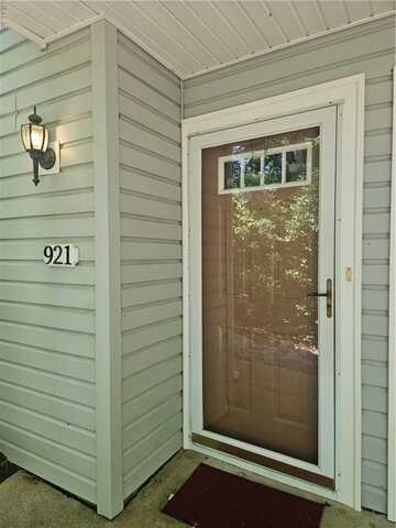 921 Whistling Swan Drive, Virginia Beach, VA 23464