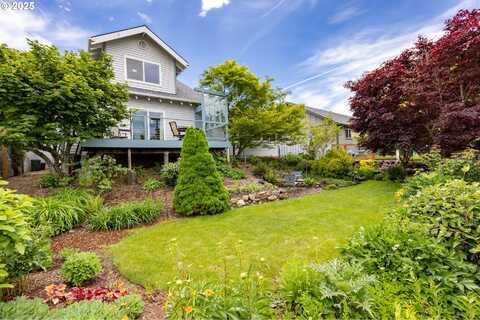 2880 PROSPECT AVE, Hood River, OR 97031