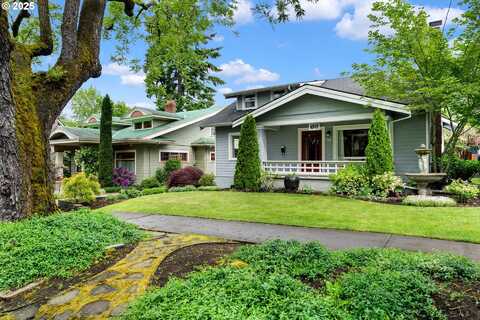4349 NE GLISAN ST, Portland, OR 97213