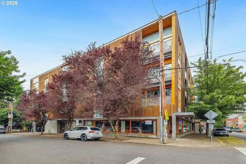 915 SE 35TH AVE, Portland, OR 97214