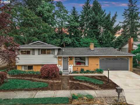 17659 NE COUCH ST, Portland, OR 97035