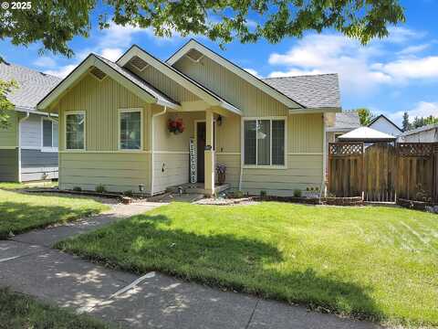 1012 E FOOTHILLS DR, Newberg, OR 97132