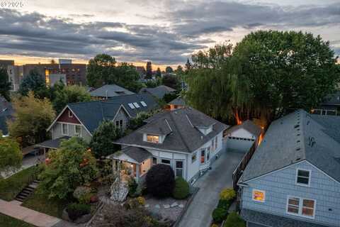 533 NE FARGO ST, Portland, OR 97212