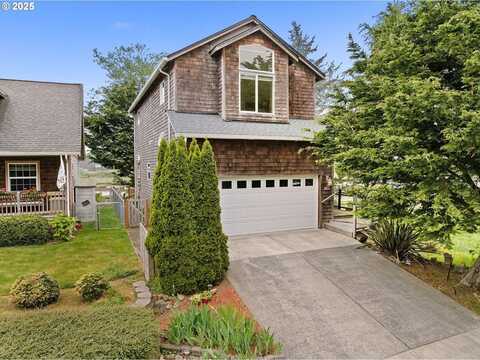 1280 QUEEN ST, Seaside, OR 97138