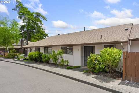 11530 SW MAJESTIC LN, King City, OR 97224