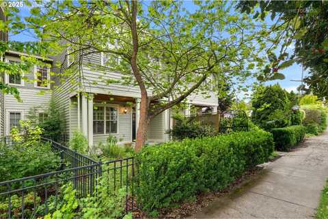 5912 SE 47TH AVE, Portland, OR 97206