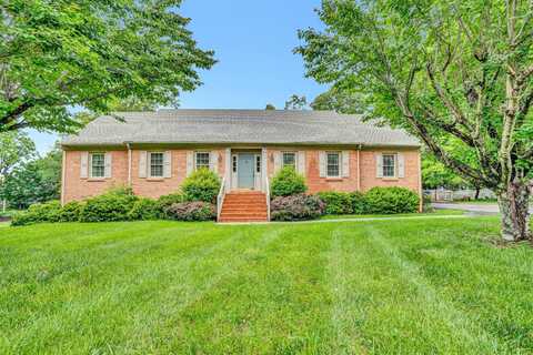 103 Tremont CT, Forest, VA 24551