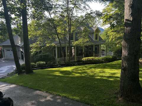 5565 Carons View LN, Roanoke, VA 24014
