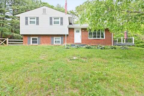8160 Cloverdale RD, Troutville, VA 24175