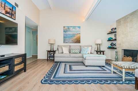 901 Caminito Madrigal, Carlsbad, CA 92011