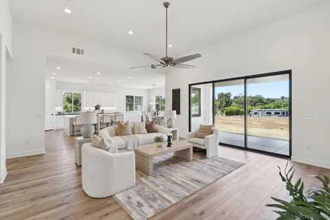 2745 Alexander Dr, Escondido, CA 92029