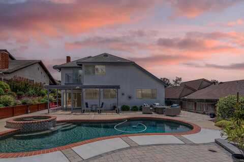 12824 Via Caballo Rojo, San Diego, CA 92129