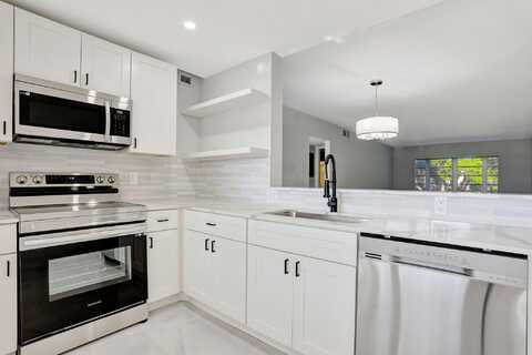 2202 Lucaya Bend, Coconut Creek, FL 33066