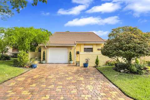 2075 NW 15th Place, Delray Beach, FL 33445