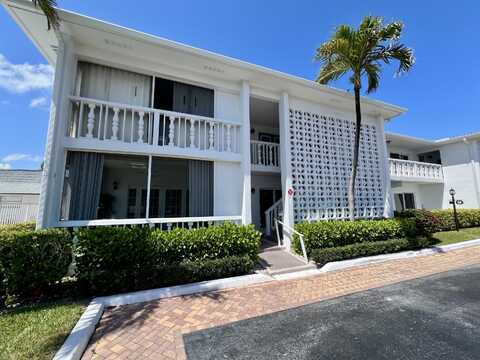 4201 S Ocean Boulevard, South Palm Beach, FL 33480