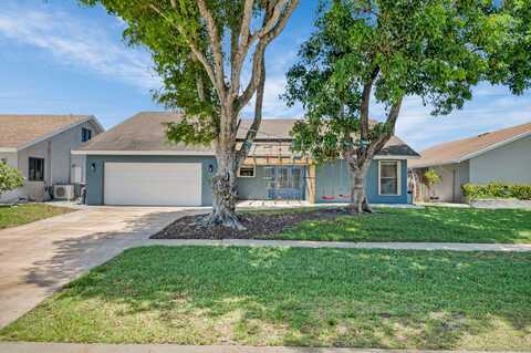 7515 San Mateo Drive E, Boca Raton, FL 33433