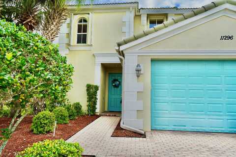 11296 SW Barton Way, Port Saint Lucie, FL 34987