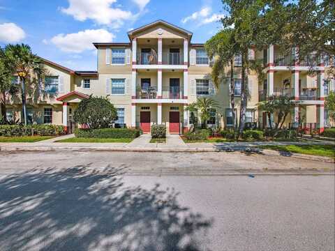 1898 SE Interlachen Drive, Port Saint Lucie, FL 34952