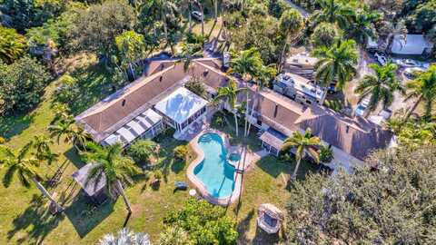 550 Skylake Drive, West Palm Beach, FL 33415