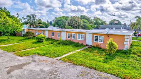 4583 Diekhans Road, West Palm Beach, FL 33417