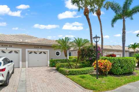 5375 Monterey Circle, Delray Beach, FL 33484