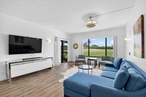 830 Greensward Court, Delray Beach, FL 33445