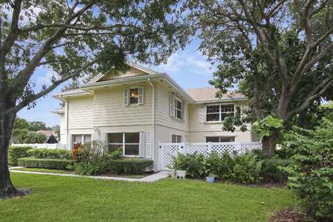 8140 Bridgewater Court, Lake Clarke Shores, FL 33406