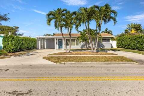 921 SE 13th Court, Deerfield Beach, FL 33441