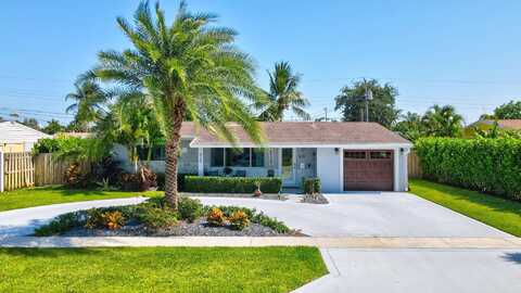 520 SE 3rd Court, Deerfield Beach, FL 33441