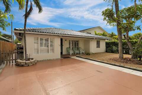 320 S Ocean Breeze, Lake Worth, FL 33460