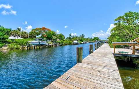 813 Hummingbird Way, North Palm Beach, FL 33408