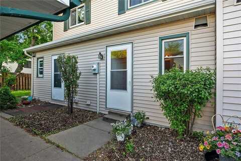 836 Woodgate Drive, Vadnais Heights, MN 55127