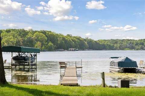 7490 Chanhassen Road, Chanhassen, MN 55317