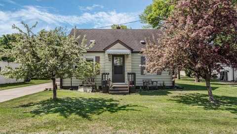 335 Cossairt Avenue W, Eden Valley, MN 55329