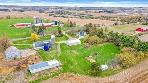 1306 70th Avenue, Roberts, WI 54023