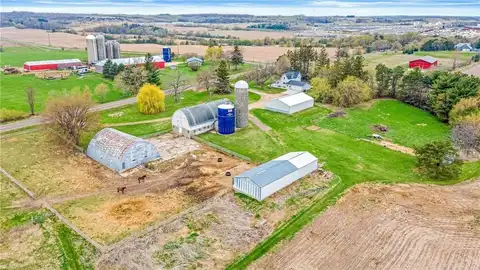 1306 70th Avenue, Roberts, WI 54023