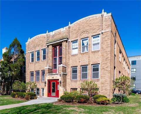 4415 Chowen Avenue S, Minneapolis, MN 55410