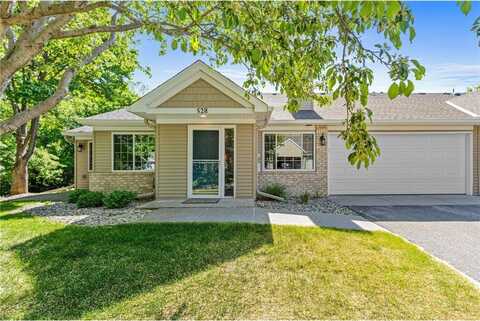 528 Mission Hills Drive, Chanhassen, MN 55317
